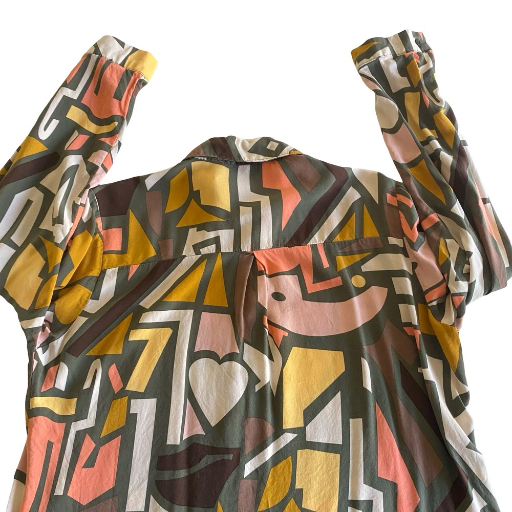 Big Dart Abstract Geometric Button Up Blouse Multicolor Viscose Size 10 - Picture 9 of 9
